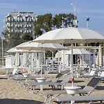 Grifone Hotel 3*
